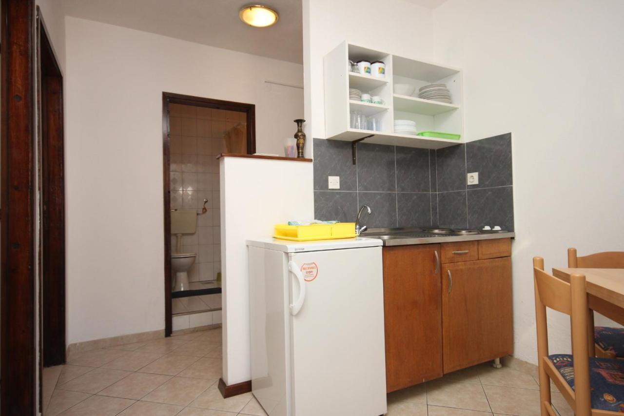 Apartments By The Sea Drvenik Donja Vala, Makarska - 6756 Kültér fotó