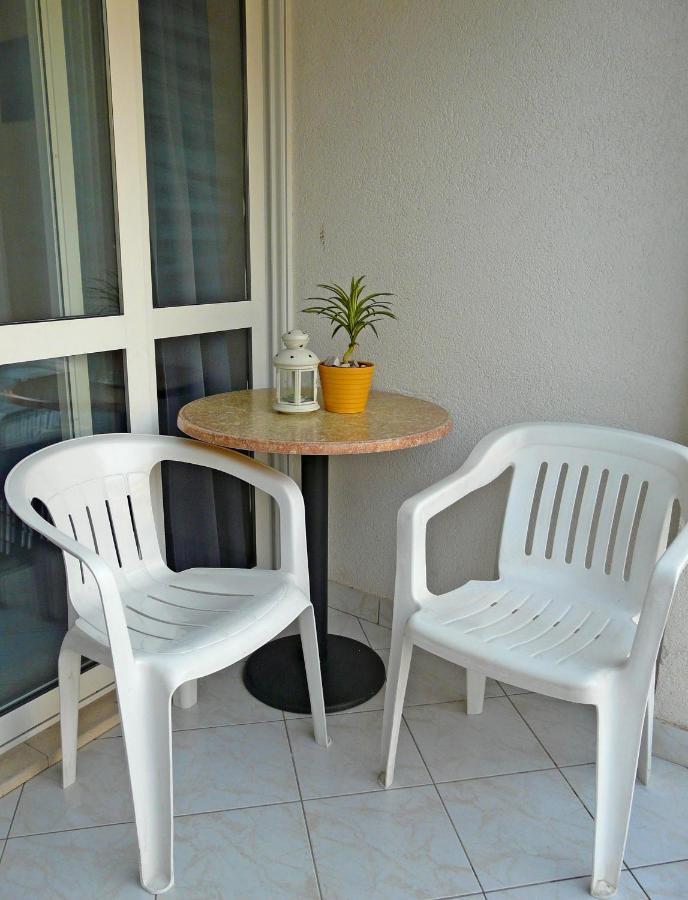 Apartments By The Sea Drvenik Donja Vala, Makarska - 6756 Kültér fotó